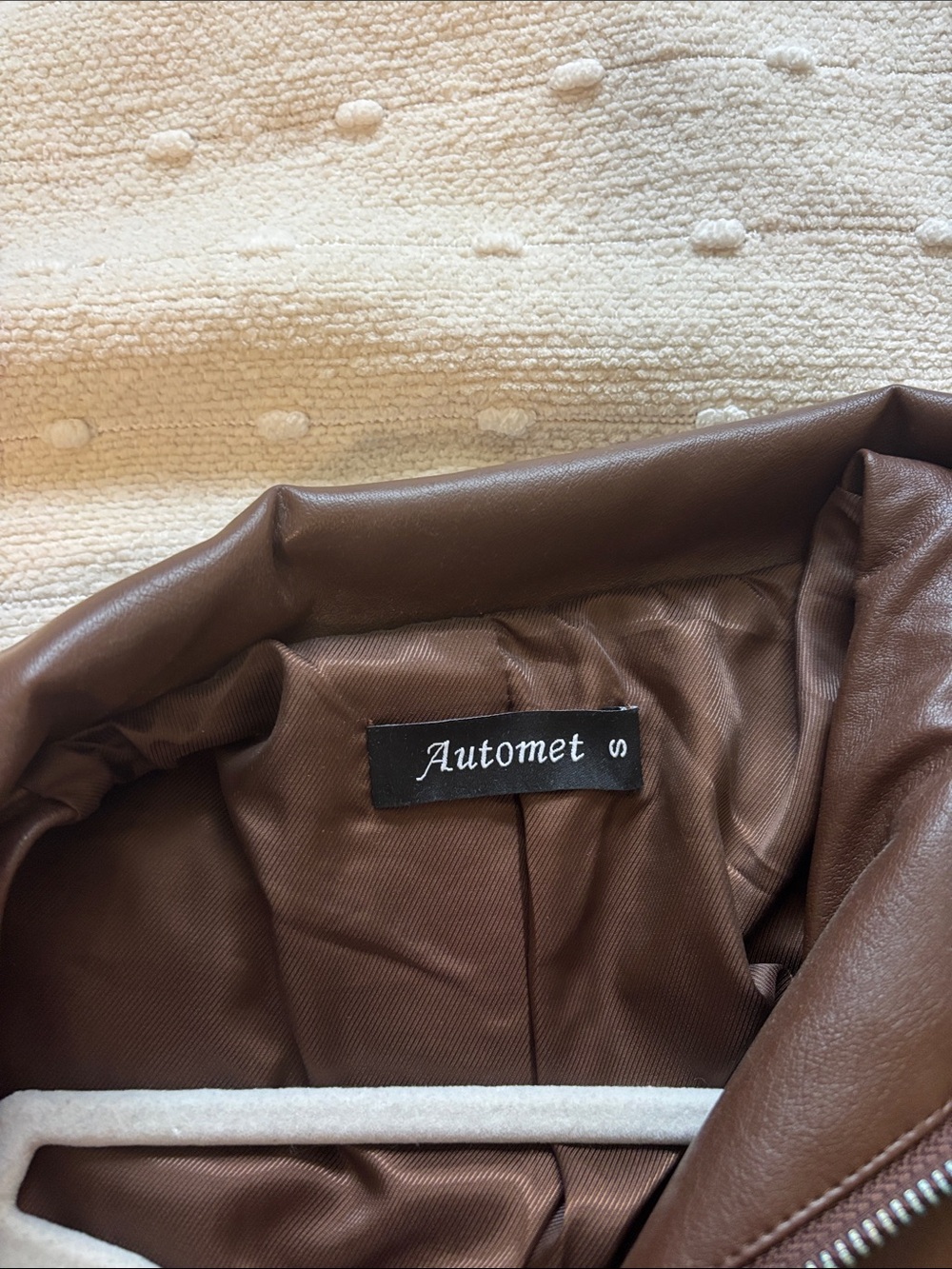 Leather jacket - Picture 4 of 7